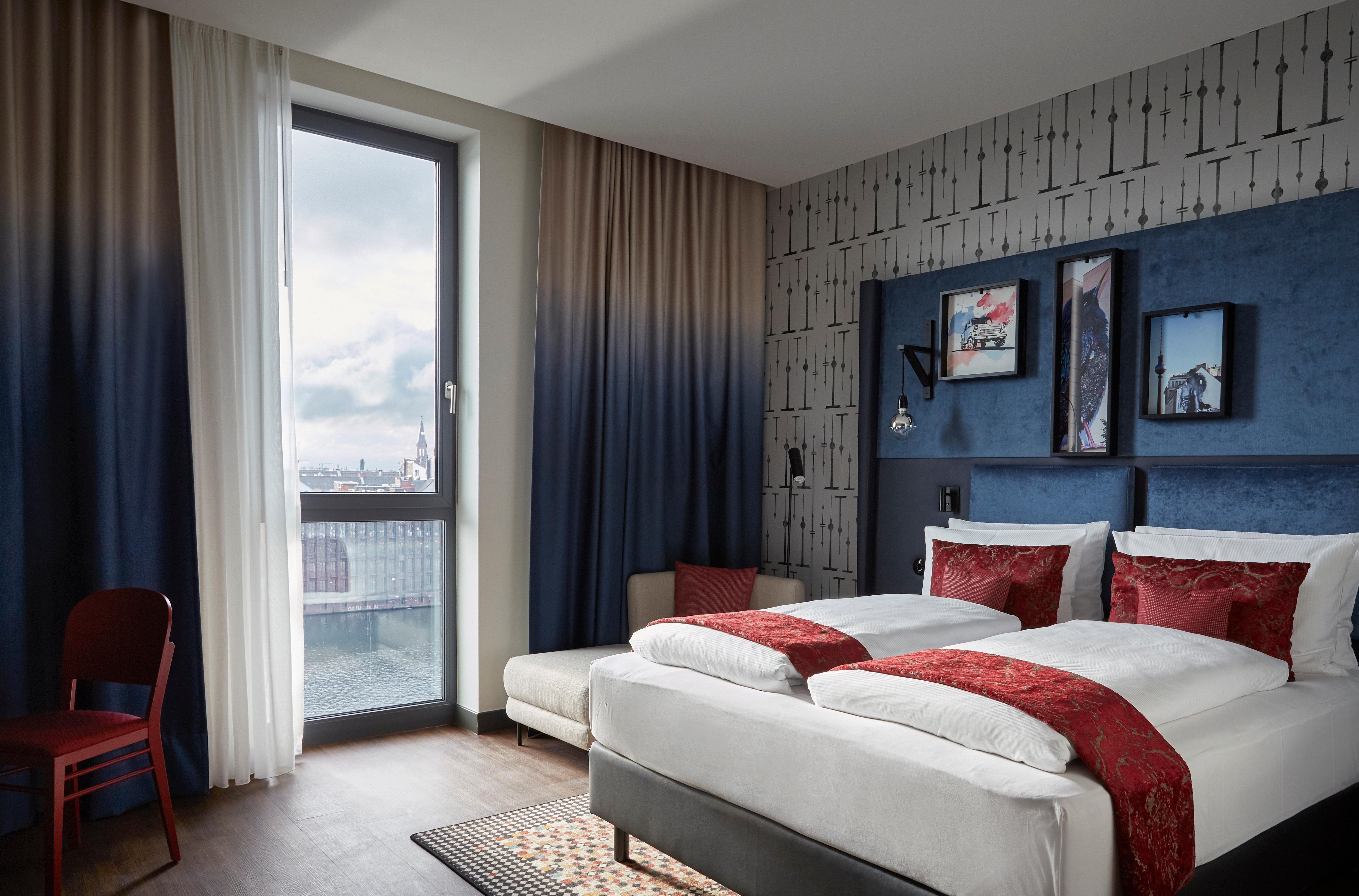 Hotel Indigo Berlin - East Side Gallery Екстер'єр фото