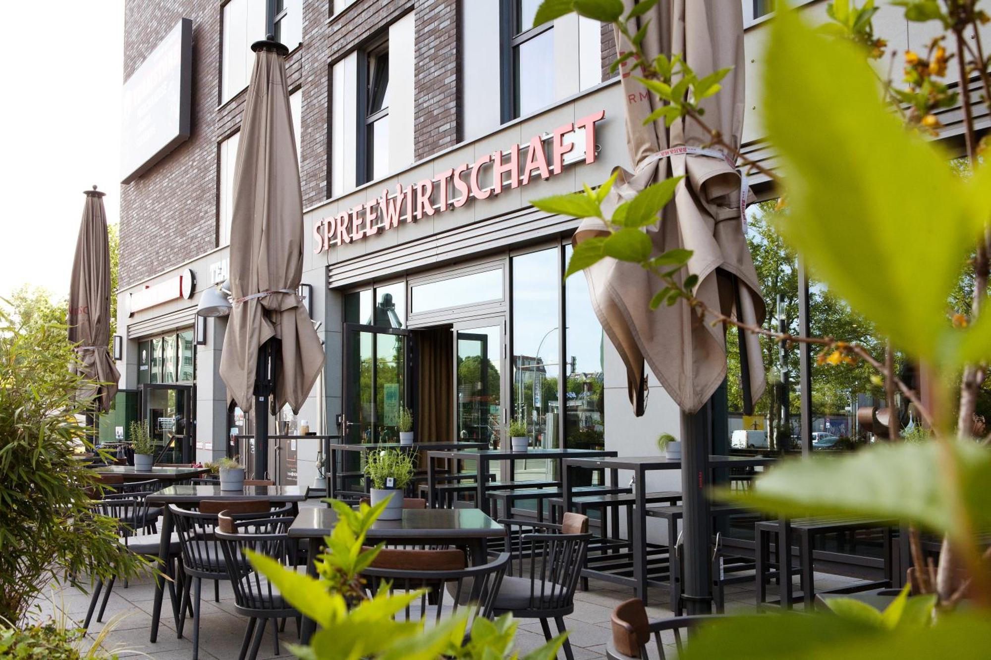 Hotel Indigo Berlin - East Side Gallery Екстер'єр фото